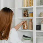 Comment le rangement de votre cuisine peut influer sur vos habitudes alimentaires