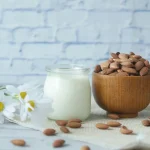 Les propriétés du lait d’amande pour une peau nourrie et douce