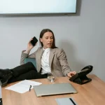 L’impact de la posture sur les maux de dos : conseils pour un dos en santé